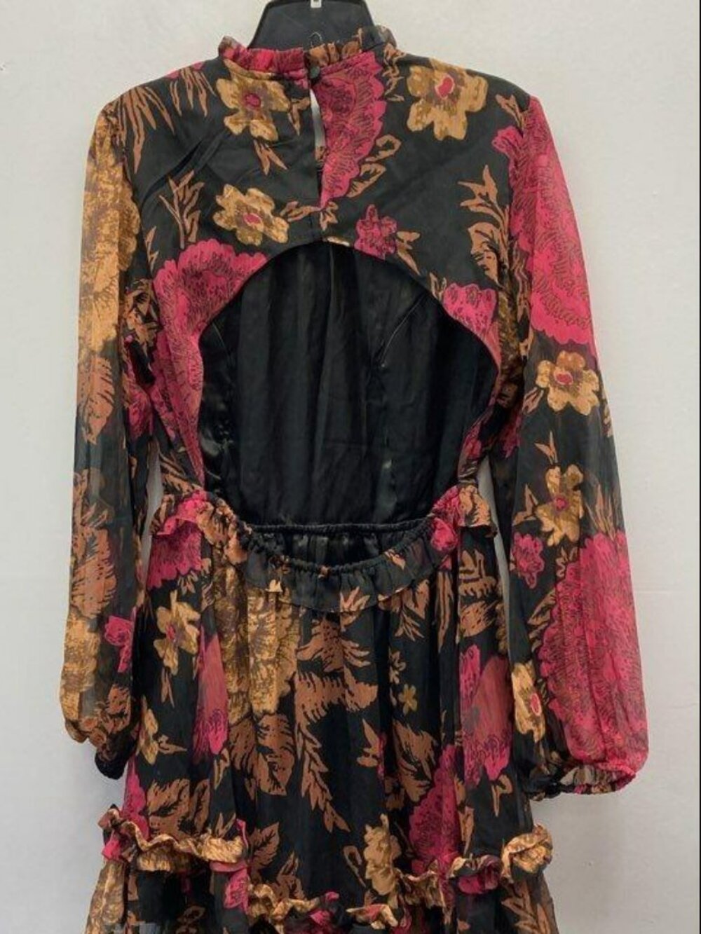 Porridge Puff-Sleeved Floral Mini Dress - Picture 6 of 9